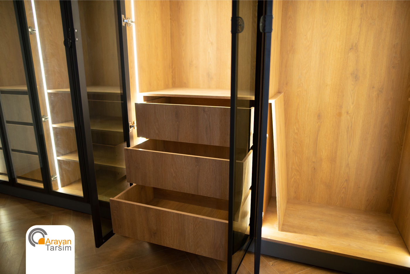 اجرای سفارشی کمد دیواری — CL-1433 — آرایان ترسیم