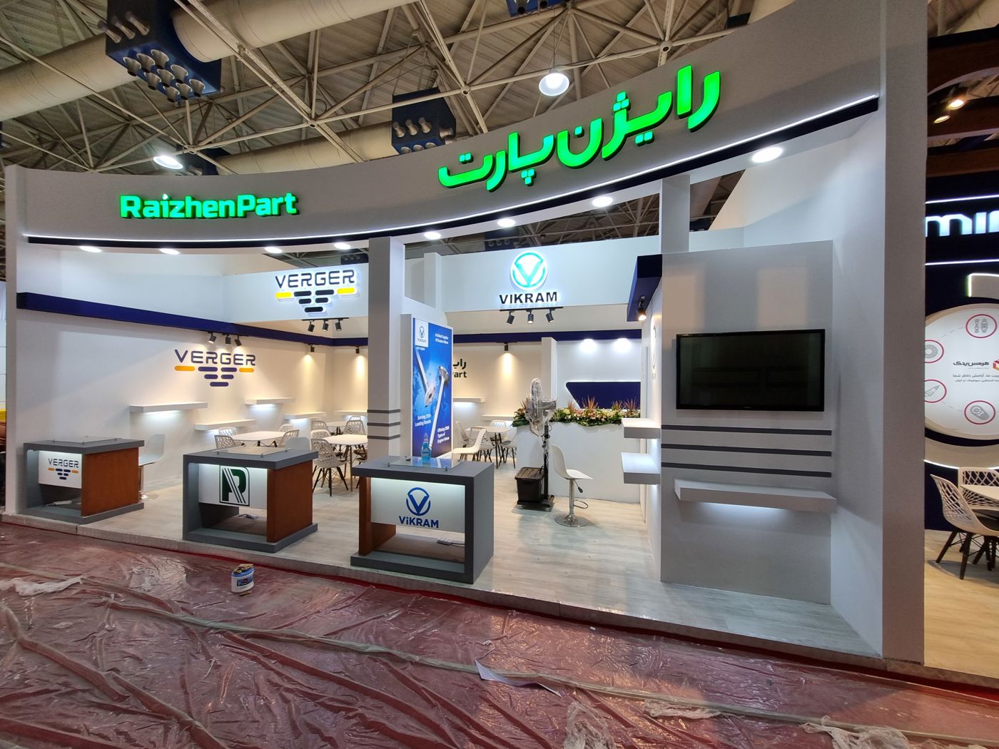 نمونه غرفه نمایشگاهی مدرن — EX-1466 — آرایان ترسیم