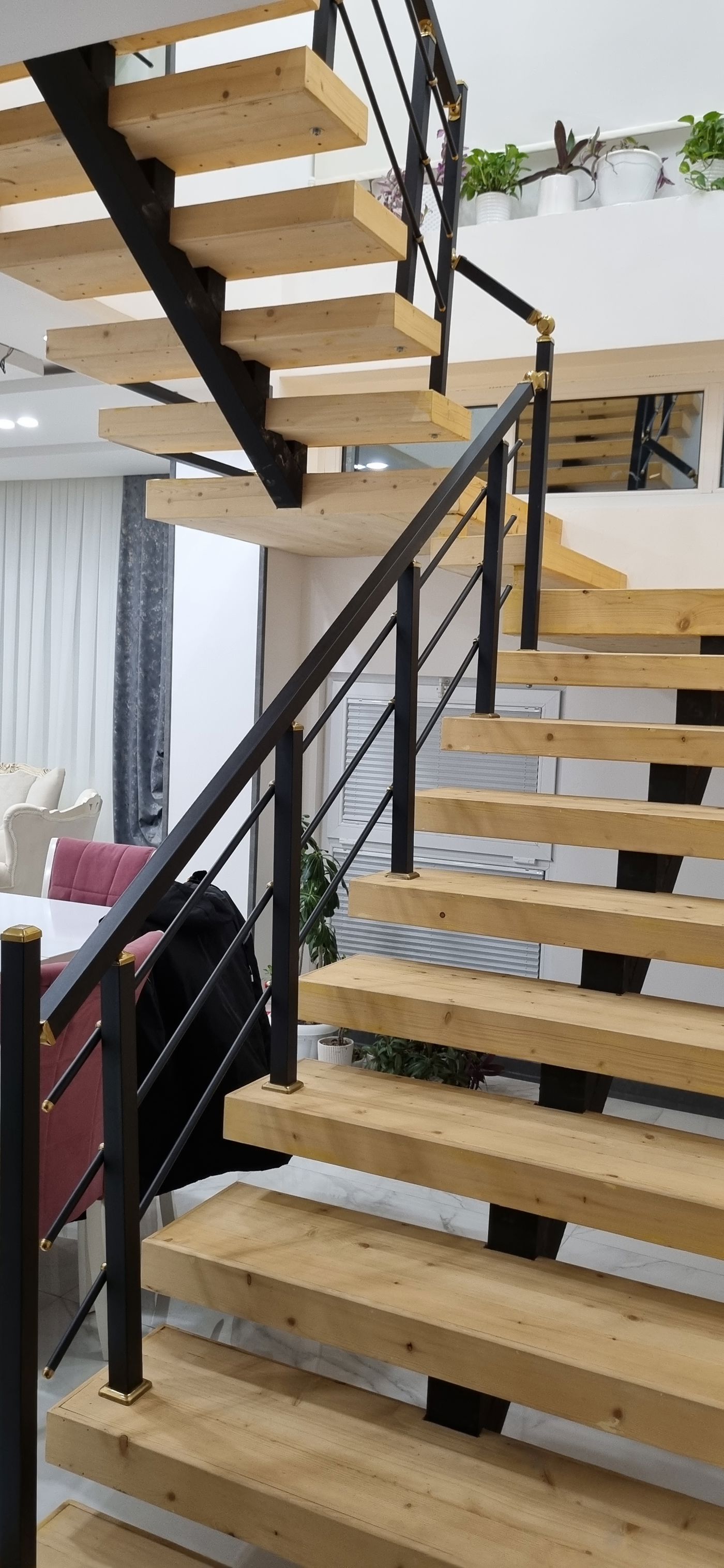 بازسازی خانه با جزئیات دقیق — HM-1488 — آرایان ترسیم