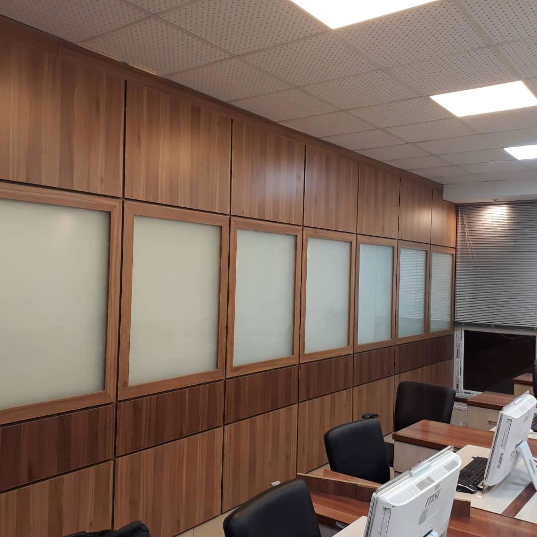 اجرای سفارشی پارتیشن اداری — PA-1521 — آرایان ترسیم